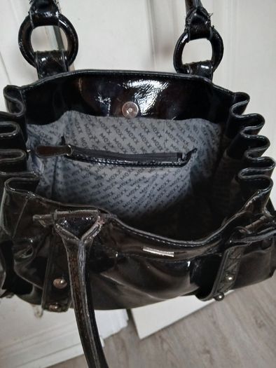 MEXX large glossy shoulder bag