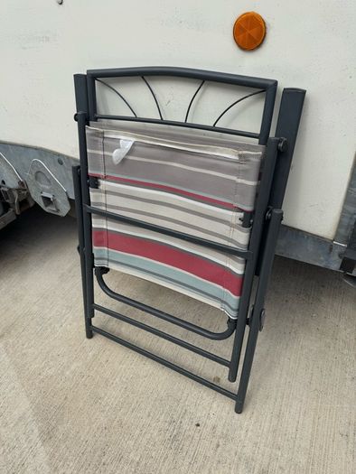 6 outdoor chairs
