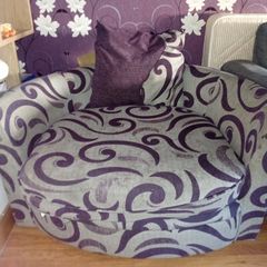 love swivel chair