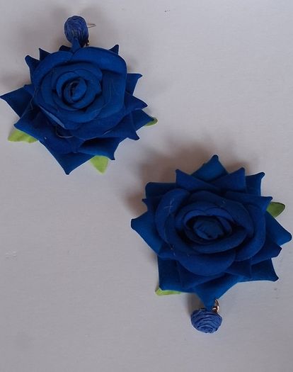 Realistic Navy Extravagant Rose with Raffia Woven Stud Earrings