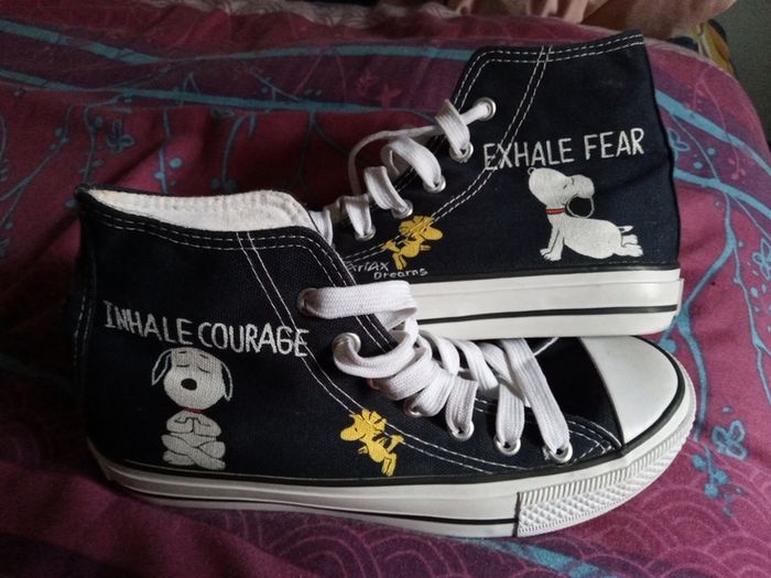 Snoopy and woodstock yoga high tops - size 37