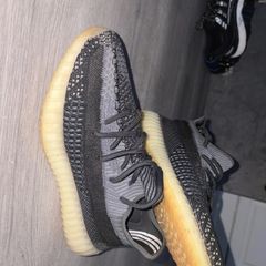 Yeezy Boost 350 Carbon (9uk)