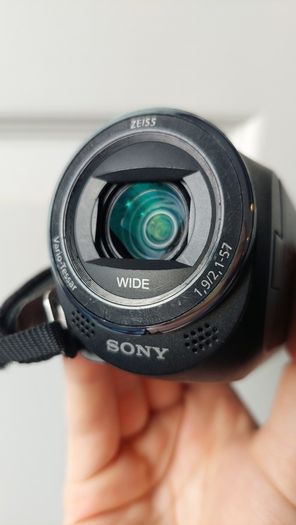 Sony HDR-CX240 HD Video Camera Camcorder