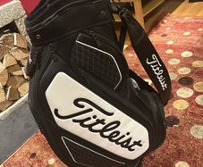 Titleist midsize tour bag