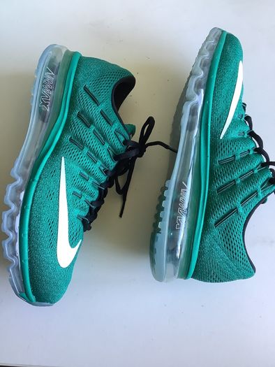 Man Nike Air Max 2016