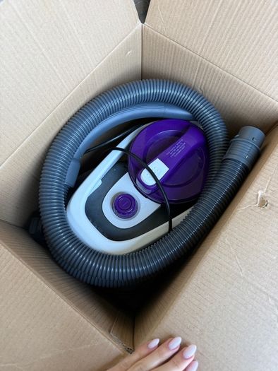 Russell Hobbs Compact Cyclonic Vacuum Cleaner Fully Working