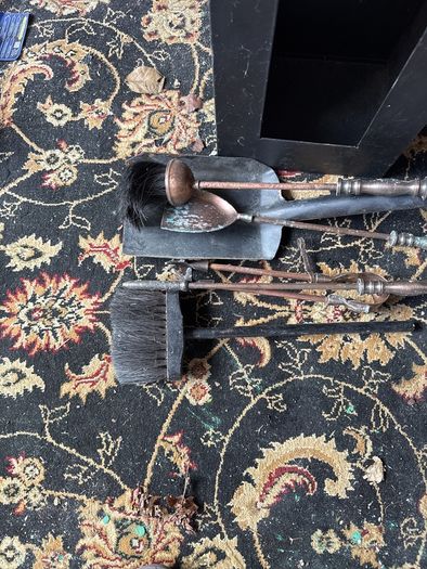 fireplace cleaning and coal bucket