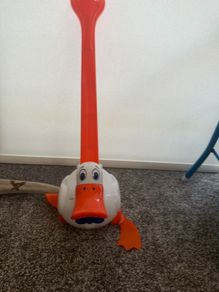 Walking duck toy