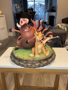 Rare lion king musical figurine