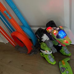 track and toys