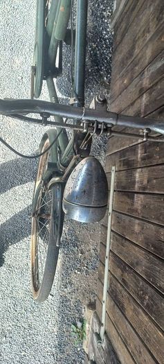 Antique Raleigh Roadster Bicycle  all originals for restoration project all works just needs tyres great original piece for the collection solid bike gears all work too