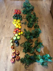 Quality Display Ivy, fruit & vegetables, kitchen decor or wedding  ivy floral  decor