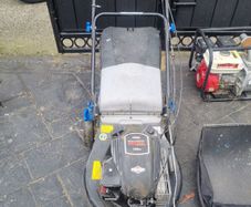 lawnmover  self drive works perfect