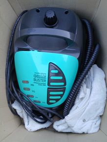 Carpet cleaner