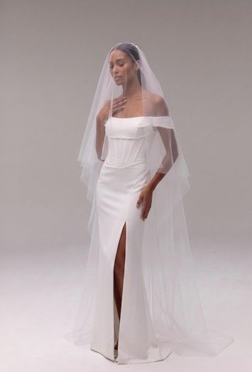 Two-tier blusher wedding veil