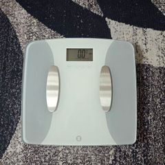 Bathroom scale