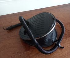 Quechua camping foot pump