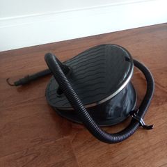 Quechua camping foot pump