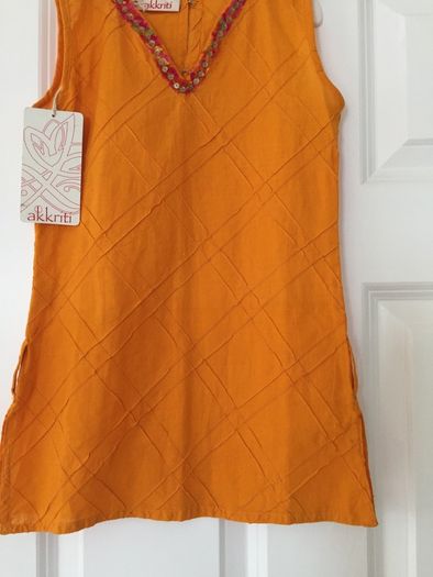 Beautiful top aged 6 (bought in india)