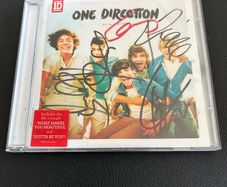 signed cd (One Direction)