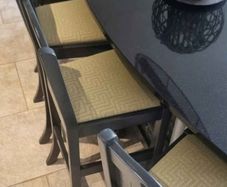 Beautiful Kitchen Island Stools x 4