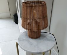 Table lamp