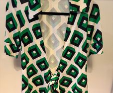 Diane Van furstenburg top