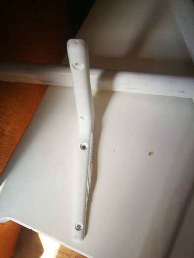 Wall bracket