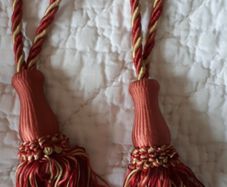 2 Curtain Tie Backs