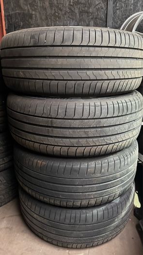 18" Genuine Audi Alloys