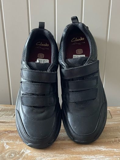 boys shool shoes Clarks black leather 3.5