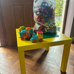 duplo and Ikea table