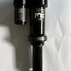 Fox Float DPX2 shock.