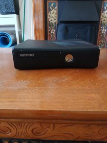 Xbox 360 with Games and Kinect