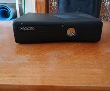 Xbox 360 with Games and Kinect