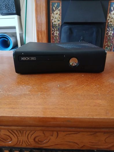 Xbox 360 with Games and Kinect