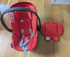 Cybex Cloud Z i-size Rotating Baby Car Seat and Base