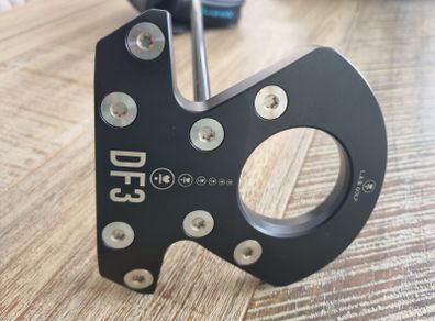 Lab Putter