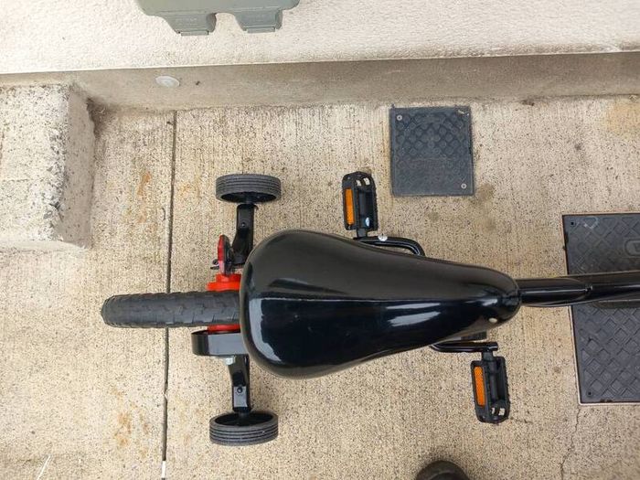 Kids outrider bike size 14 inch wheels
