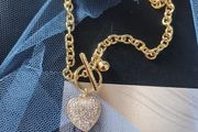 Touch of venus ladies heart necklace