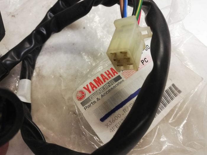 Yamaha XJ600 Right hand switch gear