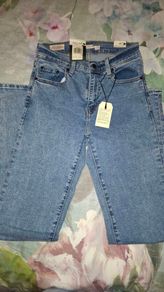New levis  jeans