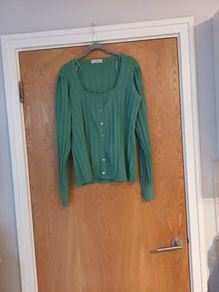 Gallery  Jade Green  Cardigan.   S.- Medium- 12-14. New - No Tag.