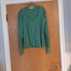 Gallery  Jade Green  Cardigan.   S.- Medium- 12-14. New - No Tag.