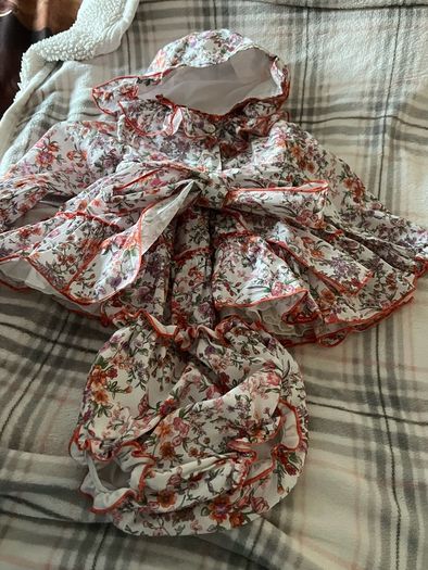 Girls stunning dress , hat , & pants 18/24 mths