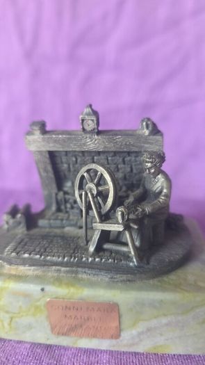 Collectable figurines