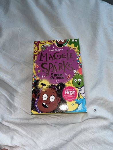 Maggie Sparks books in a great condition