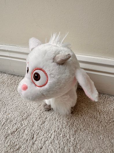 Despicable Me 3 Lucky The Unigoat (Goat) Soft Plush Toy Posh Paws approx. 18 cm. Used Please see photos