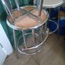 bar stools Image 3
