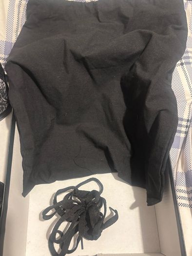 Ladies Metallica sneakers never worn